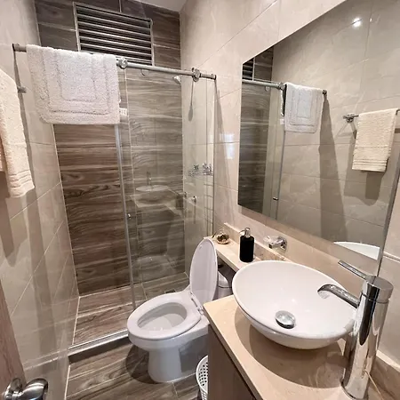 Hermoso Apartamento Centro Historico 2br Vista A Murallas-cartagena Apartment Cartagena